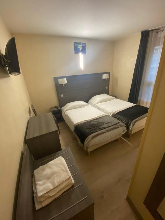 เรซิเดนซ์ ชาติยง Hotel ปารีส ภายนอก รูปภาพ