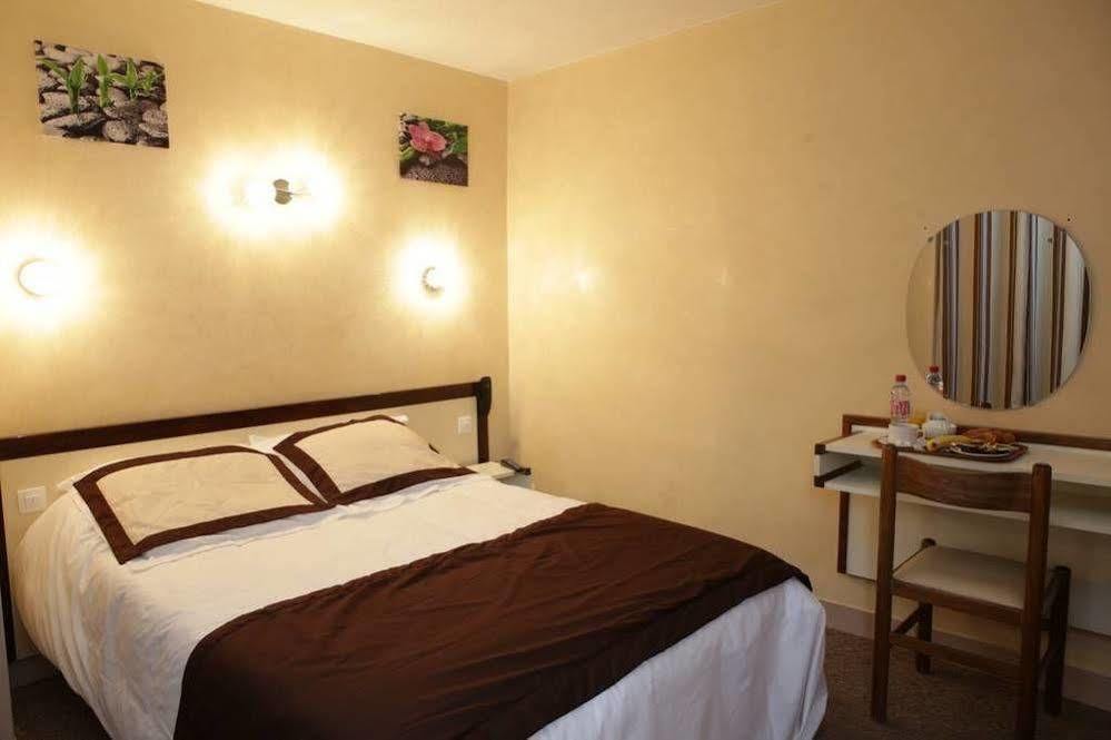 เรซิเดนซ์ ชาติยง Hotel ปารีส ภายนอก รูปภาพ